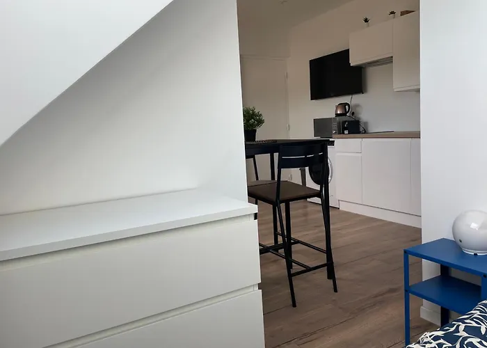 304 - Hyper Centre - Intégralement Rénové - Toutes Commodités à Pied *